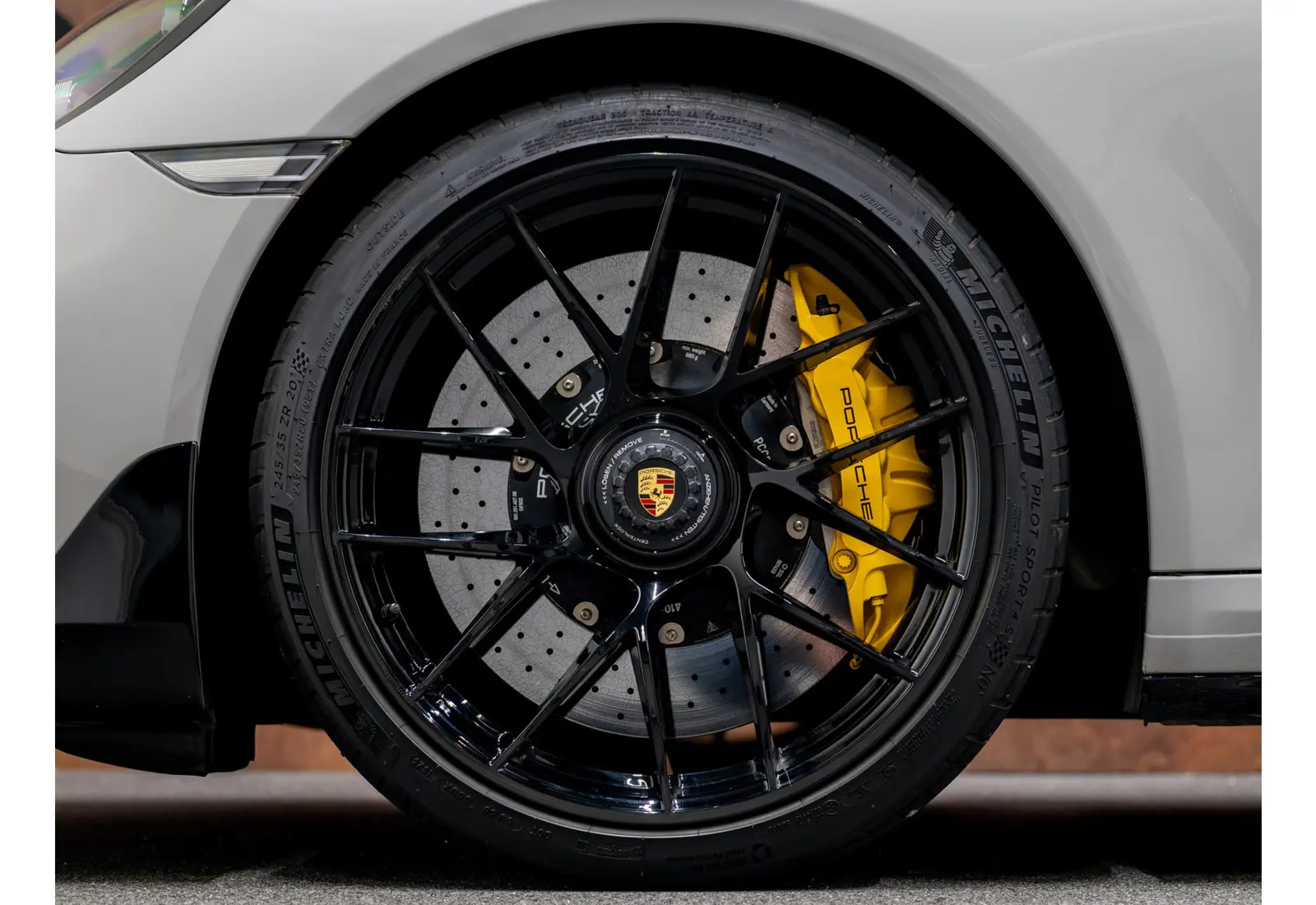 Porsche 911 Cabrio 3.8 Turbo S - 138715