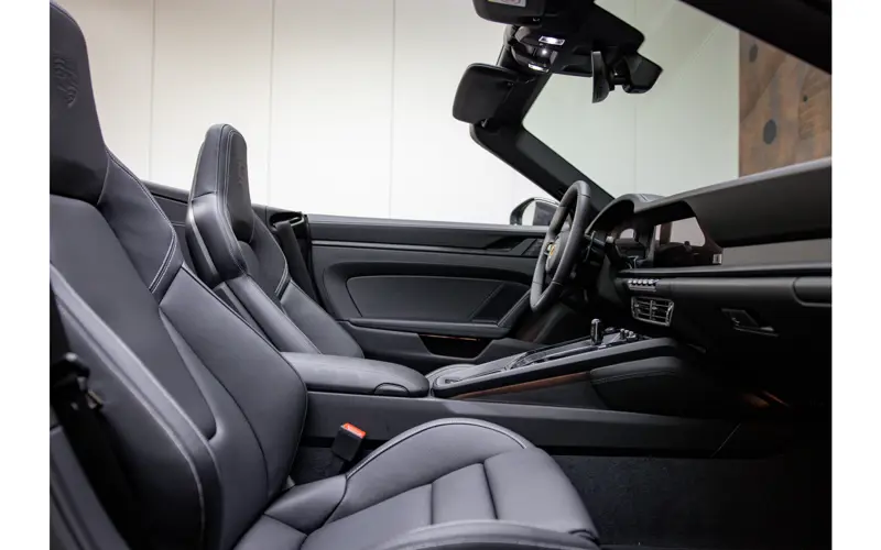 Porsche 911 Cabrio 3.6 Carrera 4 GTS - 86526