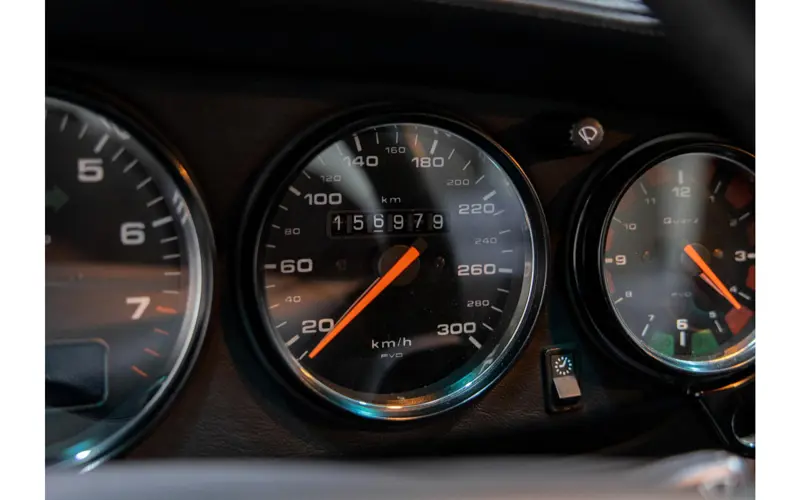 Porsche 911 (993) 3.6 Carrera 4S Coupé - 142000