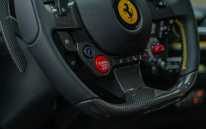 Ferrari 812 Competizione 6.5 V12 - 140981