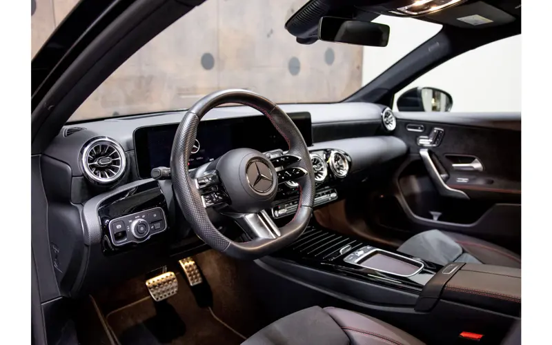 Mercedes-Benz A-Klasse 250 e AMG Line - 120716