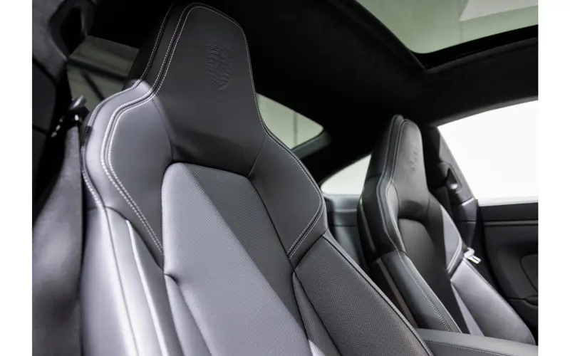 Porsche 911 3.6 T-Hybrid Carrera 4 GTS - 122188