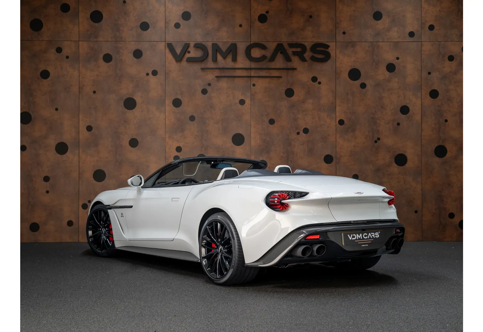 Aston Martin Vanquish Zagato Volante 6.0 V12 - 59994