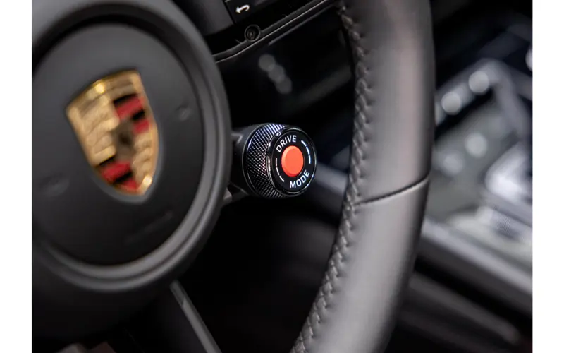Porsche 911 3.6 Carrera 4 GTS - 112370