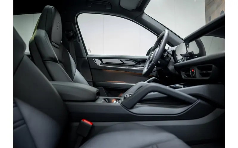 Porsche Cayenne 3.0 E-Hybrid Black Edition - 143093