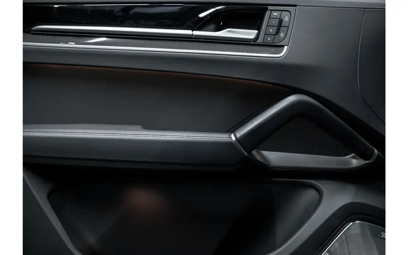 Porsche Cayenne Coupé 4.0 Turbo E-Hybrid GT - 127396