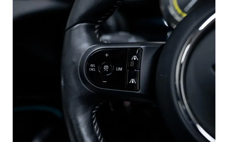 MINI Mini Mini Electric MINI Yours 33 kWh - 141482
