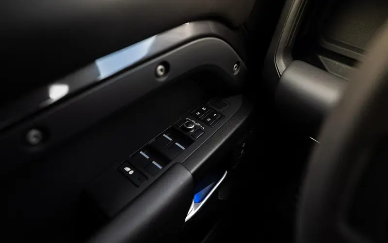 Land Rover Defender 110 5.0 P525 110 V8 Carpathian Edition - 170349