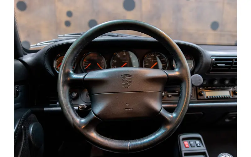 Porsche 911 (993) 3.6 Carrera 4S Coupé - 123357