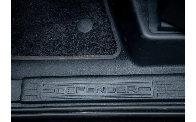 Land Rover Defender 110 2.0 P300e 110 X-Dynamic HSE - 138229