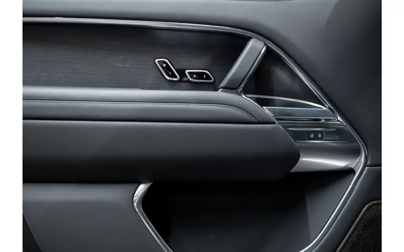 Land Rover Range Rover 3.0 P550e Autobiography PHEV - 138779