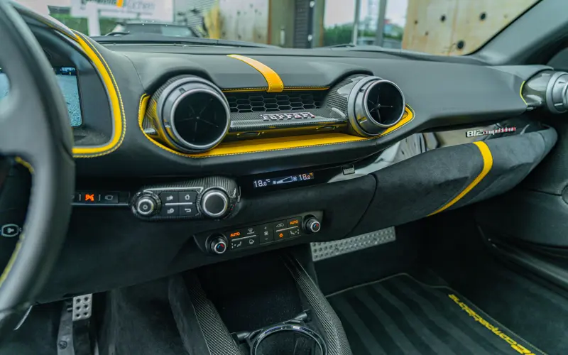 Ferrari 812 Competizione 6.5 V12 - 137725