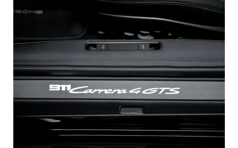 Porsche 911 Cabrio 3.6 T-Hybrid Carrera 4 GTS - 147160