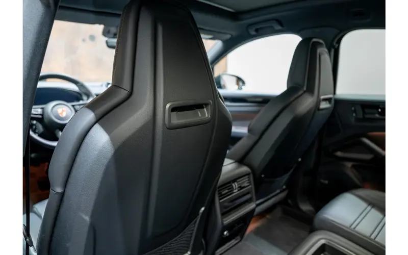 Porsche Cayenne Coupé 3.0 E-Hybrid Black Edition - 149316