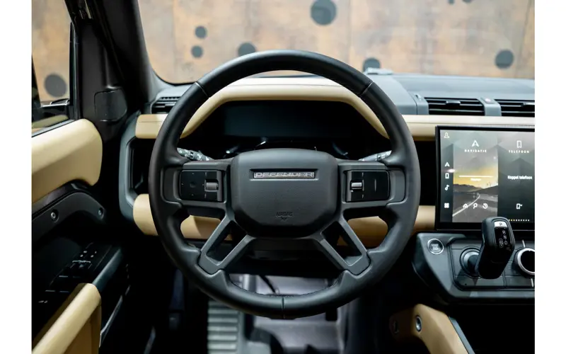 Land Rover Defender 110 2.0 P300e 110 X-Dynamic HSE - 169535