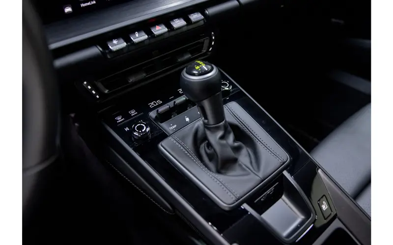 Porsche 911 4.0 GT3 Touring - 117491