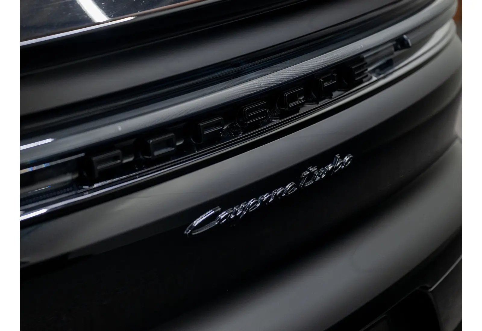 Porsche Cayenne Coupé 4.0 Turbo E-Hybrid GT - 127373