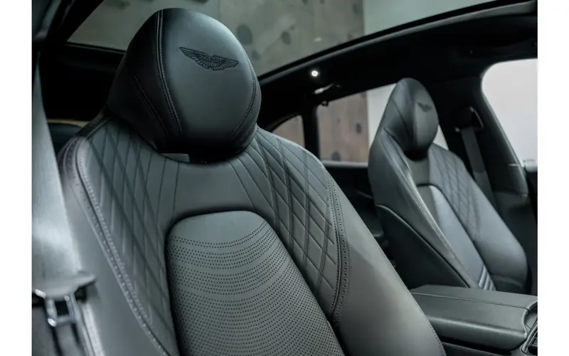 Aston Martin Dbx 4.0 V8 707 - 127317