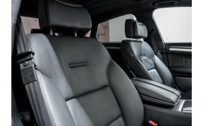 Audi A8 5.2 S8 quattro - 142806