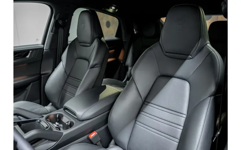 Porsche Cayenne Coupé 4.0 Turbo E-Hybrid GT - 137800