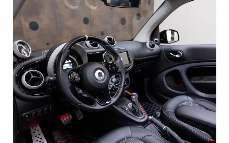 Smart Fortwo cabrio EQ BRABUS Style 18 kWh - 113578