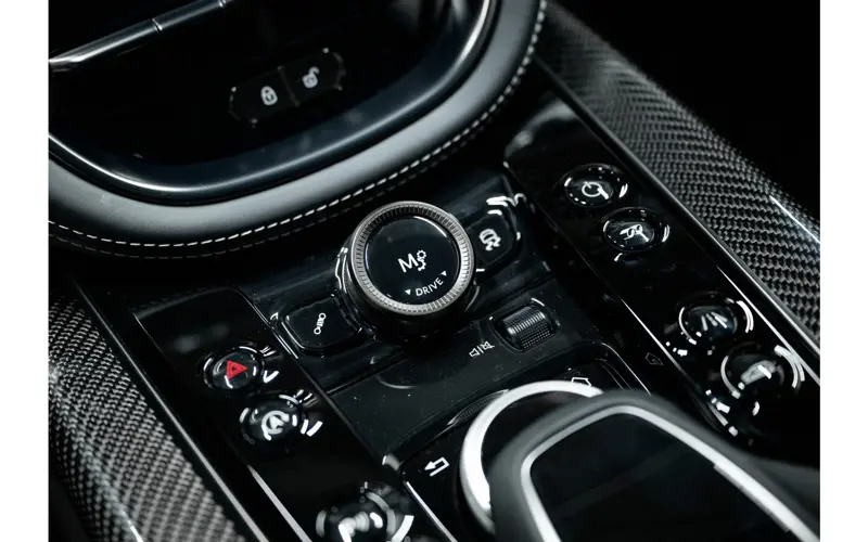 Aston Martin Dbx 4.0 V8 707 - 124702