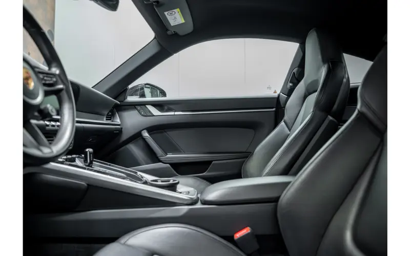 Porsche 911 3.0 Carrera 4S - 132540