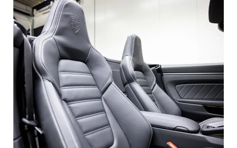 Porsche 911 Cabrio 3.6 T-Hybrid Carrera 4 GTS - 119646