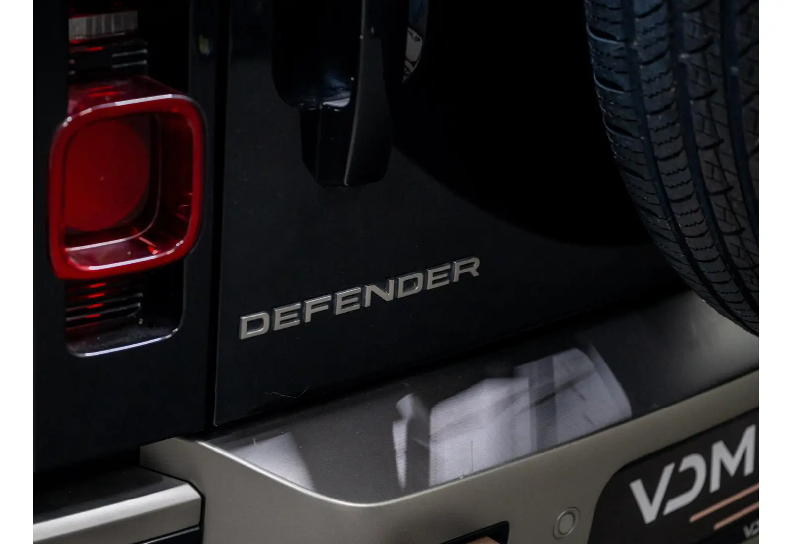 Land Rover Defender 3.0 D200 110 MHEV X-Dynamic S - 141355