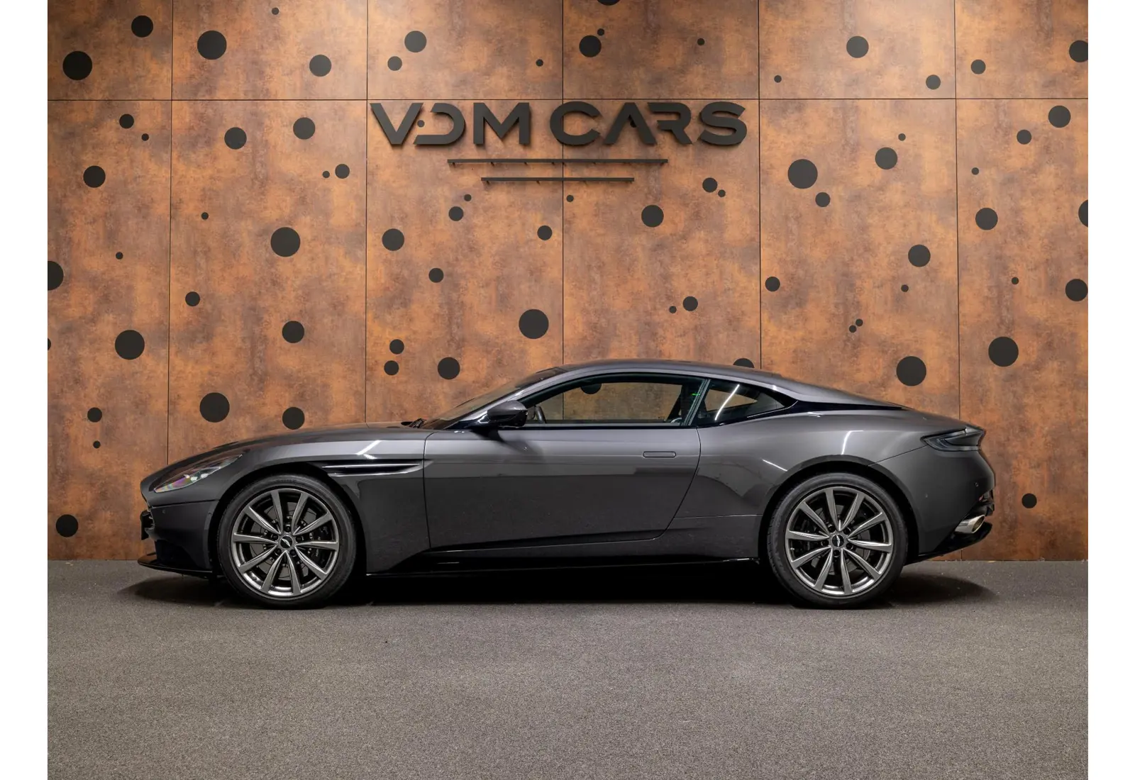 Aston Martin DB11 4.0 V8 - 146259