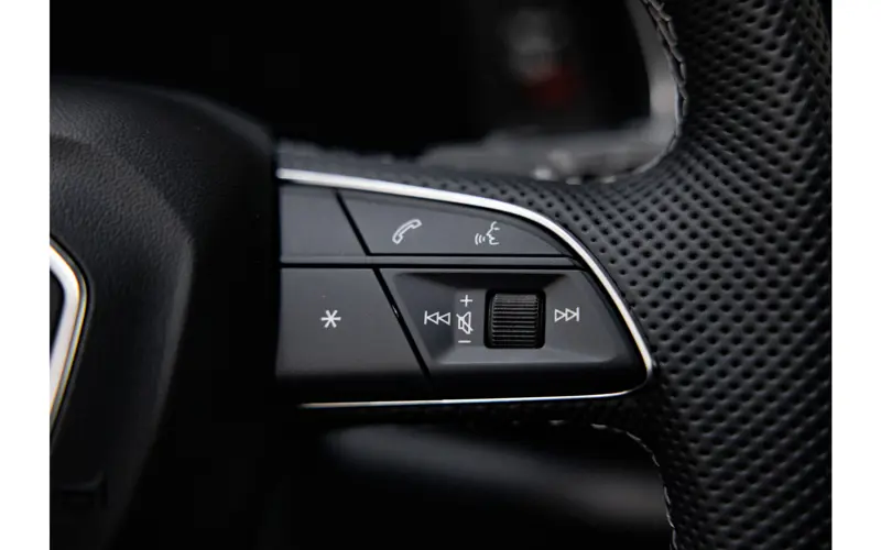 Audi Q8 60 TFSI e quattro Pro Line S Competition - 107430