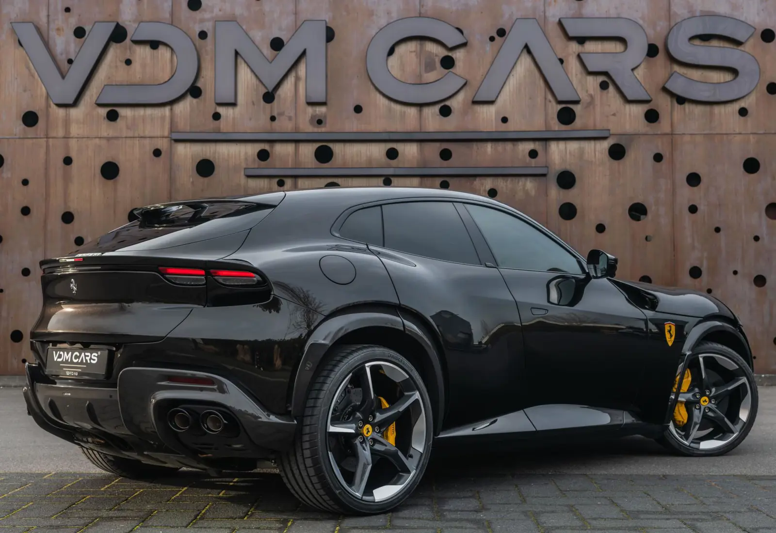 Ferrari Purosangue 6.5 V12 - 141599