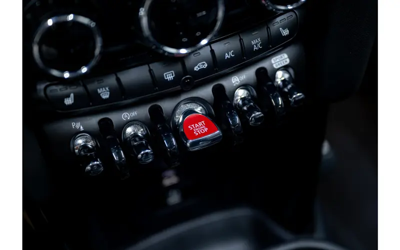 MINI Cabrio 2.0 John Cooper Works Classic - 170449
