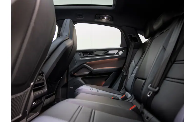 Porsche Cayenne Coupé 3.0 E-Hybrid - 118143