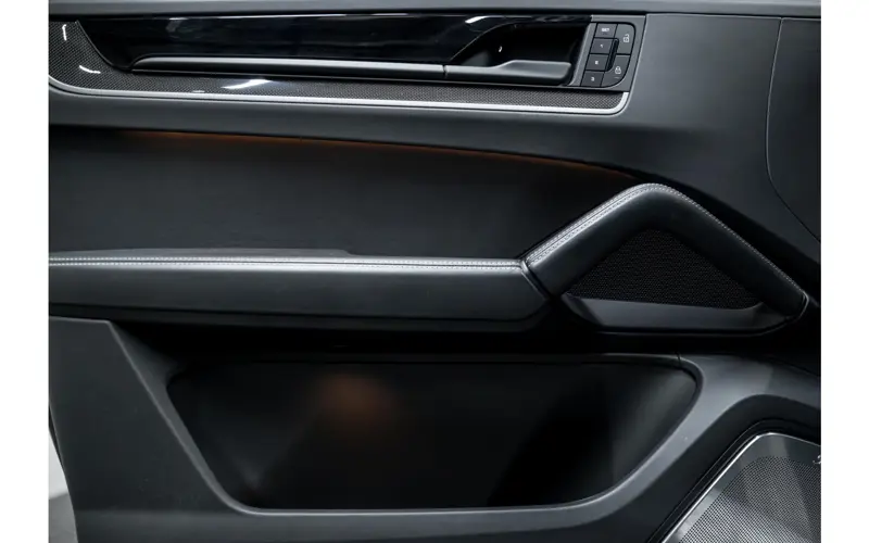Porsche Cayenne 3.0 E-Hybrid - 170515