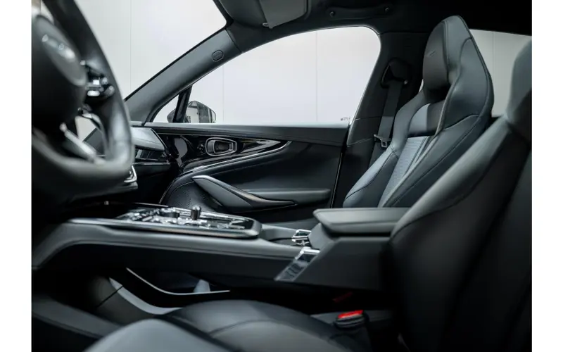 Aston Martin Dbx 4.0 V8 707 - 147302