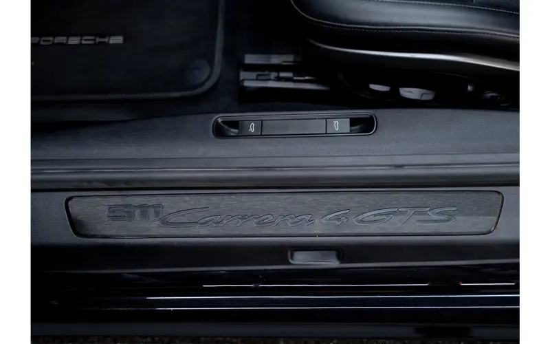 Porsche 911 Cabrio 3.0 Carrera 4 GTS - 122318