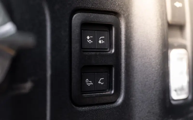 Land Rover Defender 110 2.0 P400e 110 X - 177112
