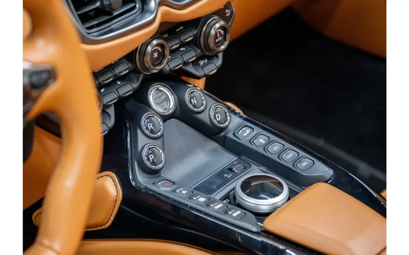 Aston Martin Vantage Roadster 4.0 V8 - 137861