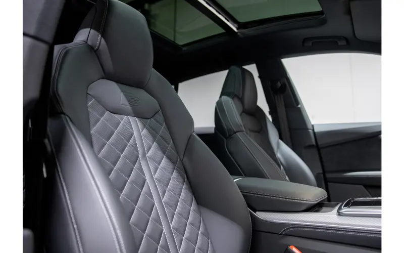 Audi Q8 60 TFSI e quattro Pro Line S Competition - 122131