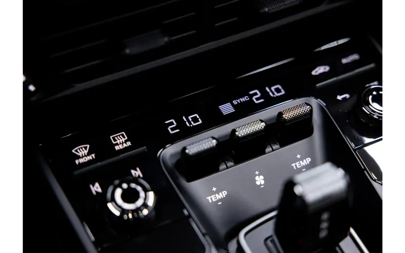 Porsche 911 Cabrio 3.6 T-Hybrid Carrera 4 GTS - 122226