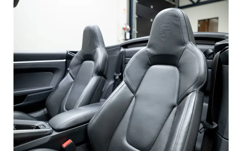 Porsche 911 Cabrio 3.0 Carrera 4S - 124739