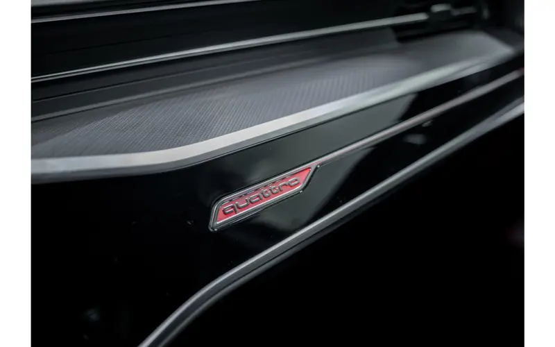 Audi A6 Avant RS 6 TFSI quattro - 170916
