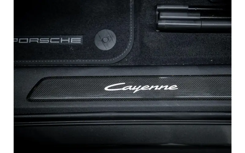 Porsche Cayenne 3.0 E-Hybrid - 170509