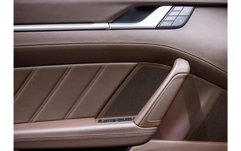 Porsche 911 Cabrio 3.8 Turbo S - 140684