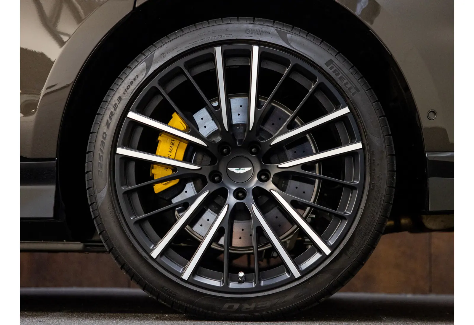 Aston Martin Dbx 4.0 V8 707 - 111043
