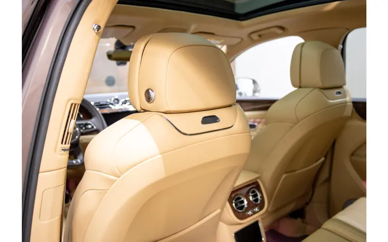 Bentley Bentayga 3.0 V6 Hybrid - 110977