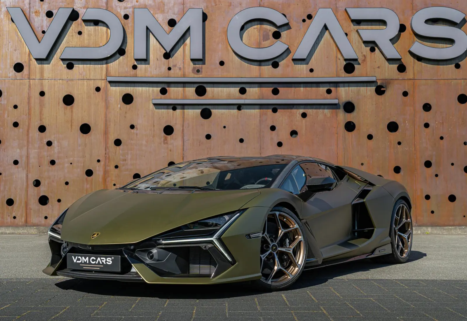 Lamborghini Revuelto Revuelto - 143246