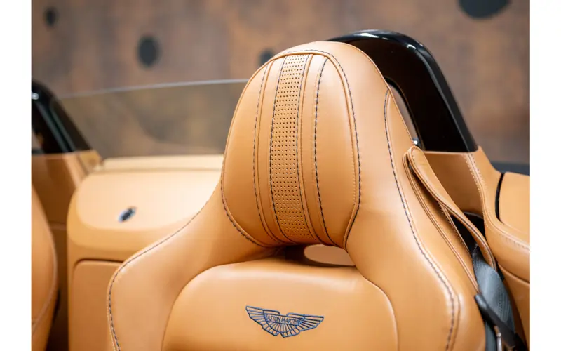 Aston Martin Vantage Roadster 4.0 V8 - 137872