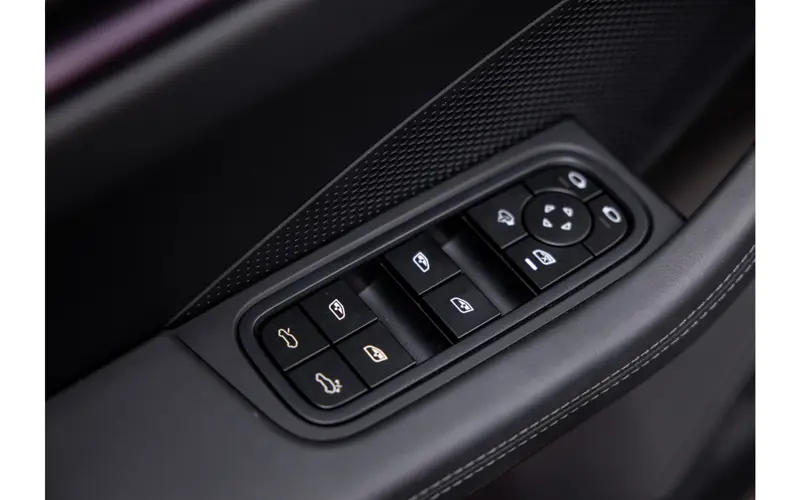 Porsche Macan 4 100 kWh - 101843
